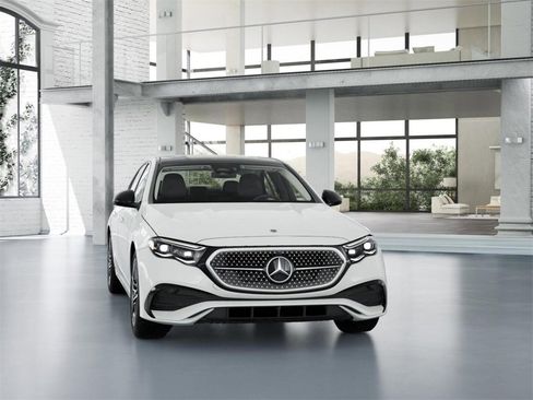 New 2026 Mercedes-Benz E 350 4MATIC Sedan image 8