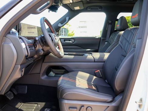 New 2026 Nissan Armada PRO-4X AWD/4WD image 7