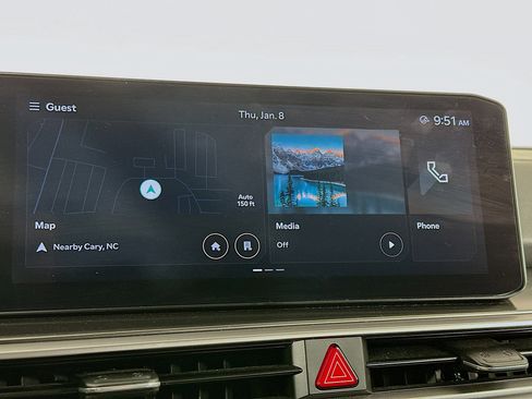 Used 2024 Kia Sorento S image 21