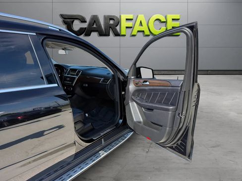 Used 2015 Mercedes-Benz GL 450 4MATIC image 22