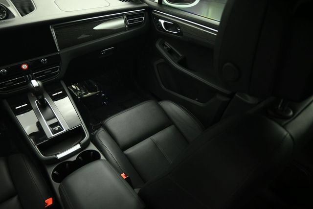 Used 2023 Porsche Macan GTS AWD/4WD image 46