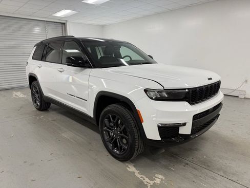 New 2025 Jeep Grand Cherokee L Limited image 3