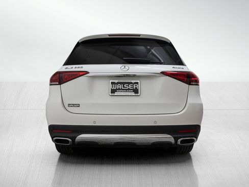 Used 2021 Mercedes-Benz GLE 350 4MATIC image 4