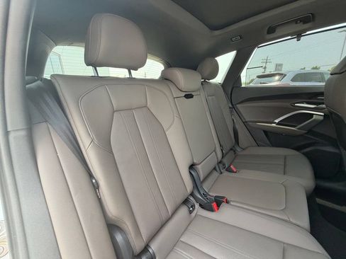 Used 2025 Audi Q5 Premium Plus w/ Premium Plus AWD/4WD image 25