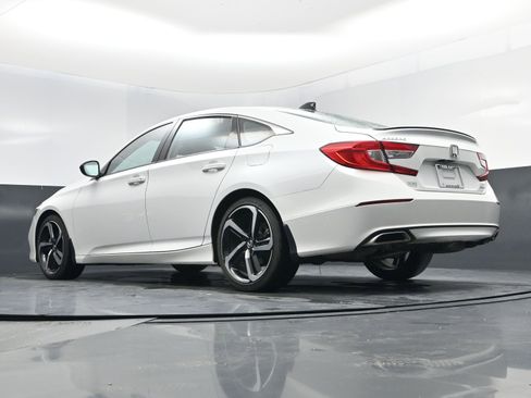 Used 2022 Honda Accord Sport Special Edition image 12
