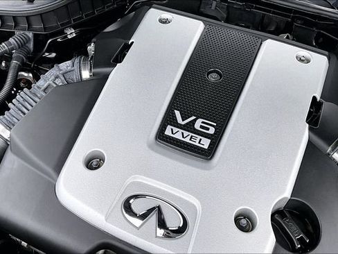 Used 2014 INFINITI Q50 Premium w/ Navigation Package RWD image 31