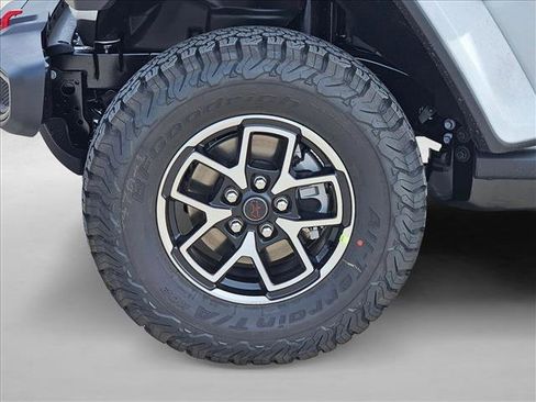 New 2026 Jeep Wrangler Unlimited Rubicon image 17