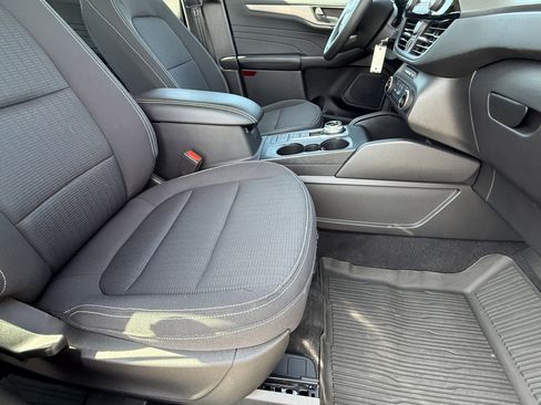 Used 2023 Ford Escape AWD image 14