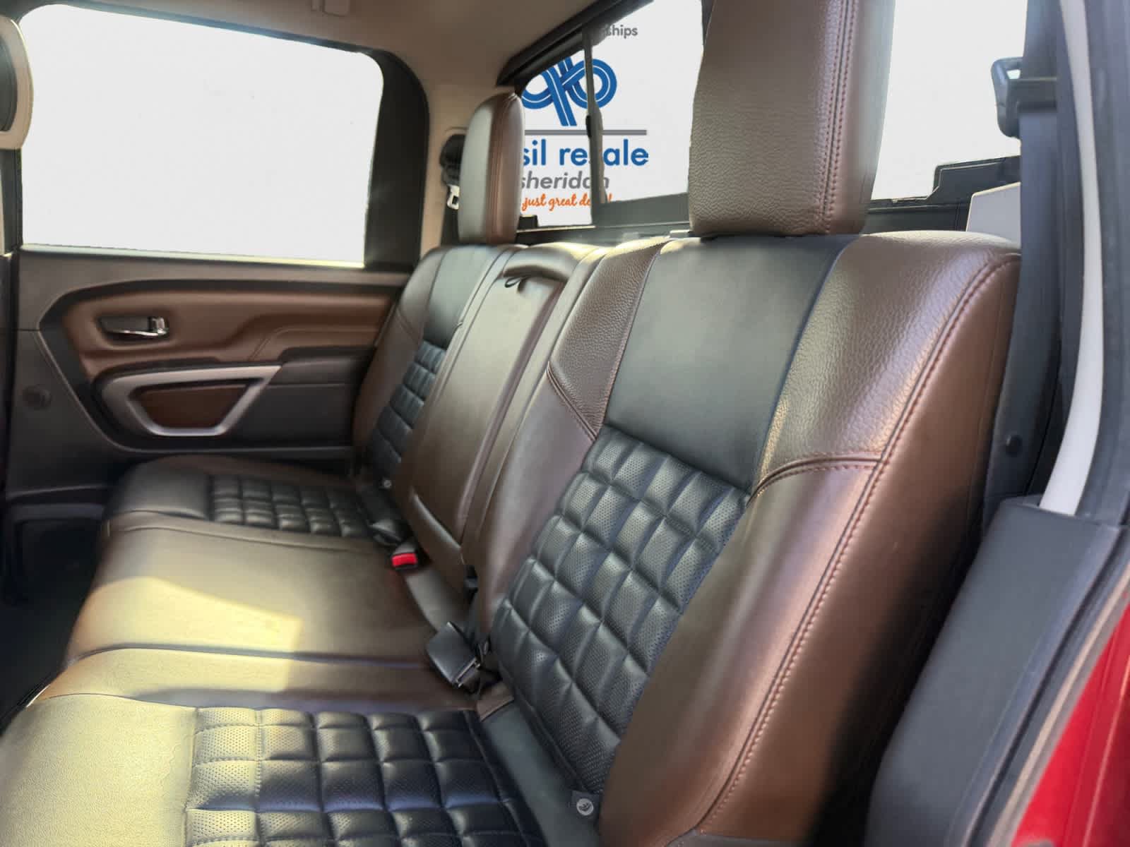 Used 2017 Nissan Titan Platinum Reserve AWD/4WD image 16