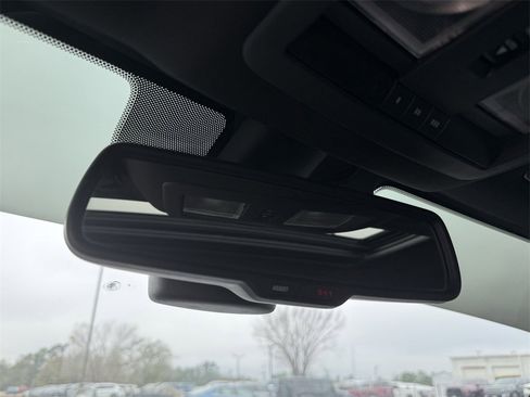 Used 2016 Dodge Challenger R/T Plus image 23