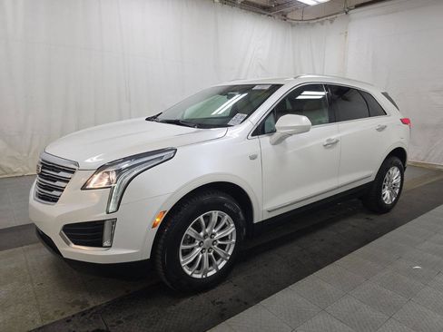 Used 2017 Cadillac XT5 FWD image 1