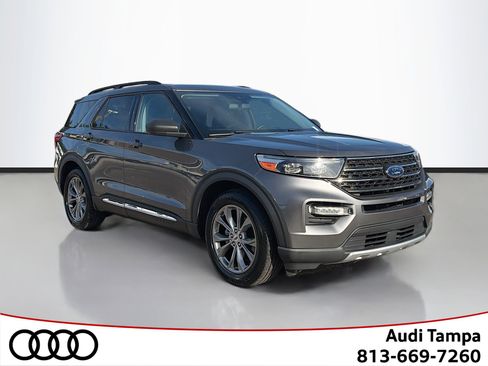 Used 2022 Ford Explorer XLT w/ Equipment Group 202A image 1