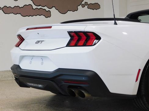 Used 2025 Ford Mustang GT Premium RWD image 93