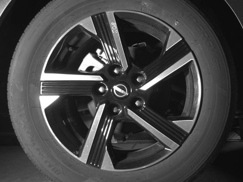 Used 2025 Nissan Sentra SV FWD image 15