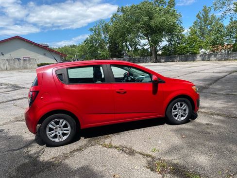Used 2012 Chevrolet Sonic LS FWD image 6