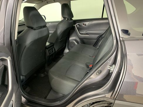 Used 2024 Toyota RAV4 LE image 29