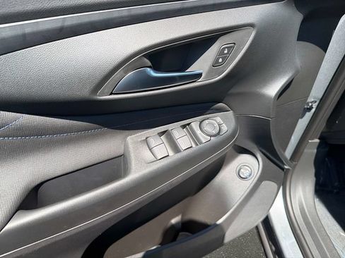 New 2026 Buick Envista Sport Touring w/ Convenience I Package FWD image 18