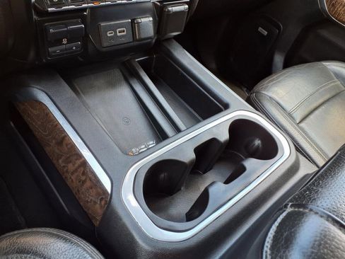 Used 2021 GMC Sierra 2500 Denali w/ Denali Ultimate Package image 30