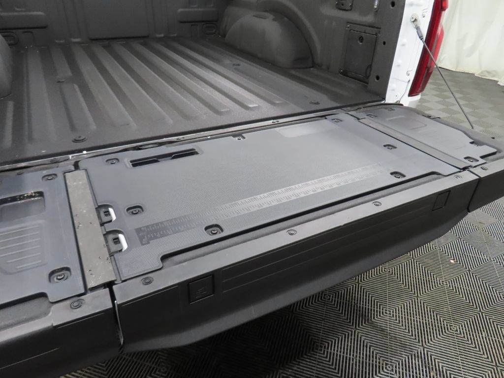 Used 2025 Ford F150 Lariat w/ Bed Utility Package AWD/4WD image 43