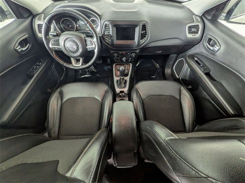 Used 2020 Jeep Compass Latitude w/ Cold Weather Group image 25