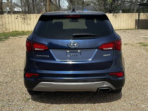 Used 2017 Hyundai Santa Fe Sport FWD image 3
