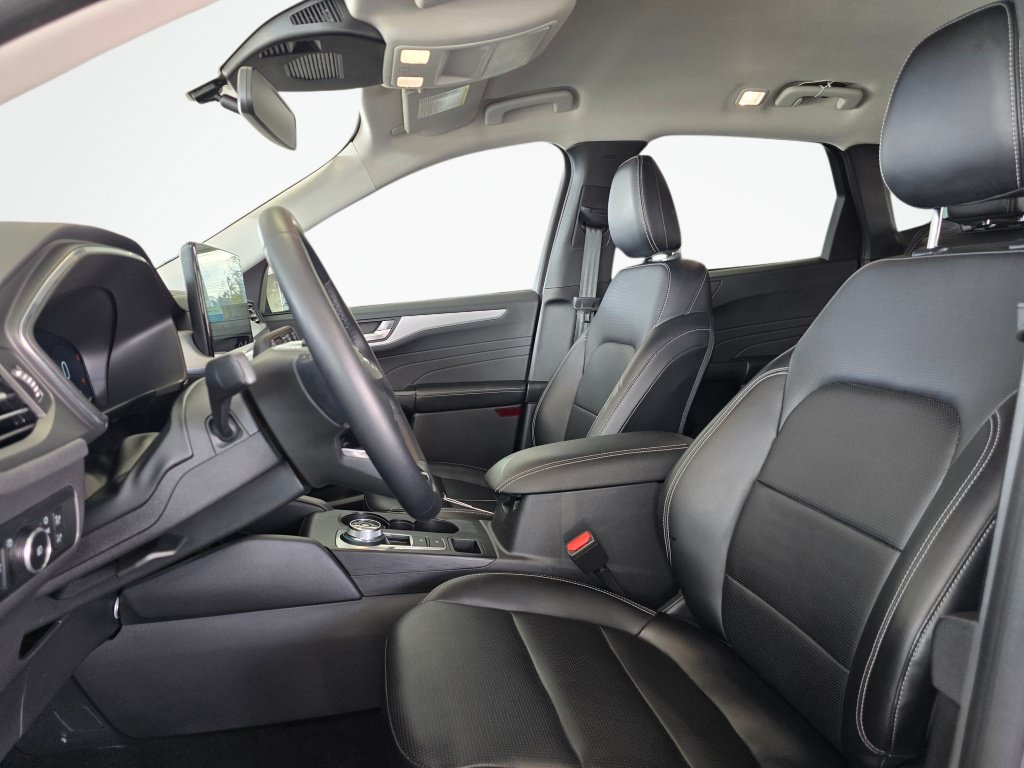 Used 2024 Ford Escape Platinum AWD/4WD image 19