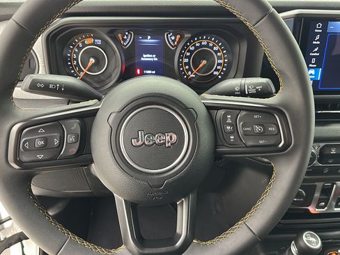 Used 2024 Jeep Wrangler Sport AWD/4WD image 13