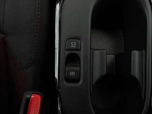 Used 2025 Toyota Corolla SE image 21