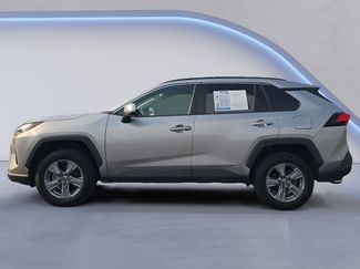 Used 2022 Toyota RAV4 XLE video 2