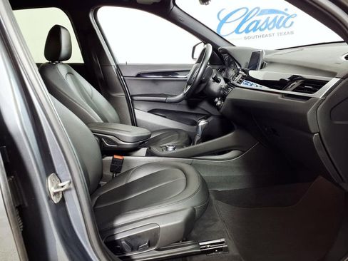 Used 2018 BMW X1 xDrive28i image 11