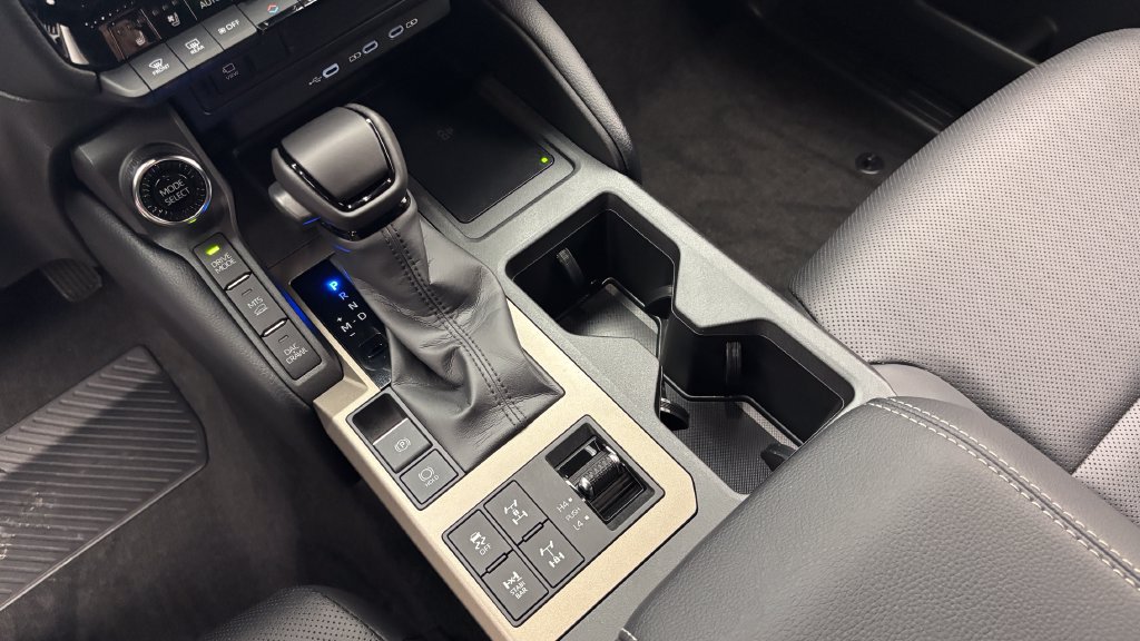 Used 2027 Toyota Land Cruiser AWD/4WD image 23