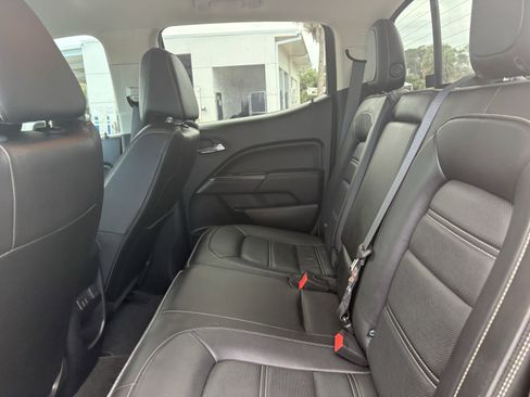 Used 2018 GMC Canyon Denali image 18