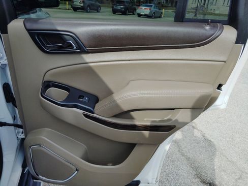 Used 2020 GMC Yukon SLT w/ Open Road Package image 34