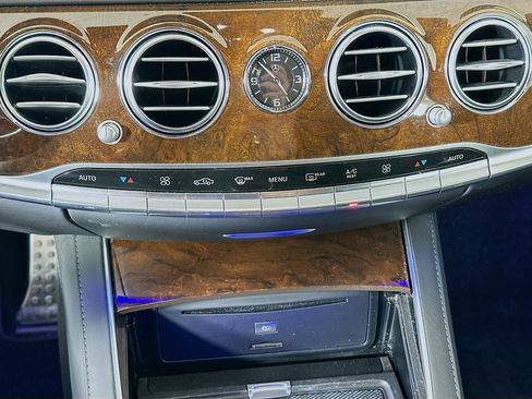 Used 2015 Mercedes-Benz S 550 4MATIC Sedan image 23