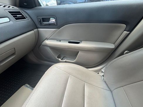Used 2011 Ford Fusion Hybrid w/ 502A Rapid Spec Order Code FWD image 11