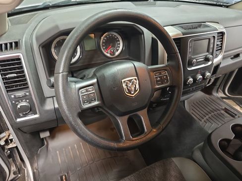 Used 2016 RAM 1500 Classic SLT w/ Protection Group AWD/4WD image 15