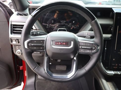 New 2026 GMC Yukon Elevation w/ Elevation Premium Package AWD/4WD image 12