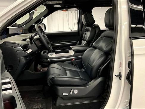 Used 2025 Lincoln Navigator Reserve w/ Jet Appearance Package AWD/4WD image 25