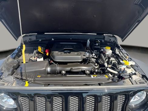 Used 2023 Jeep Wrangler Unlimited Sport AWD/4WD image 31