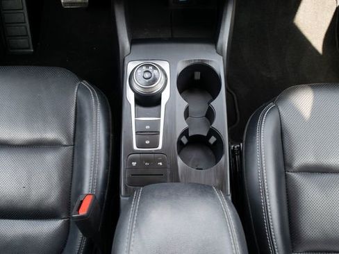 Used 2022 Ford Escape Titanium w/ Class II Trailer Tow Package image 36