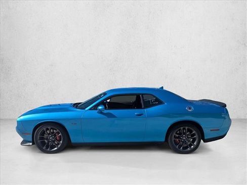 Used 2023 Dodge Challenger R/T w/ Plus Package image 8