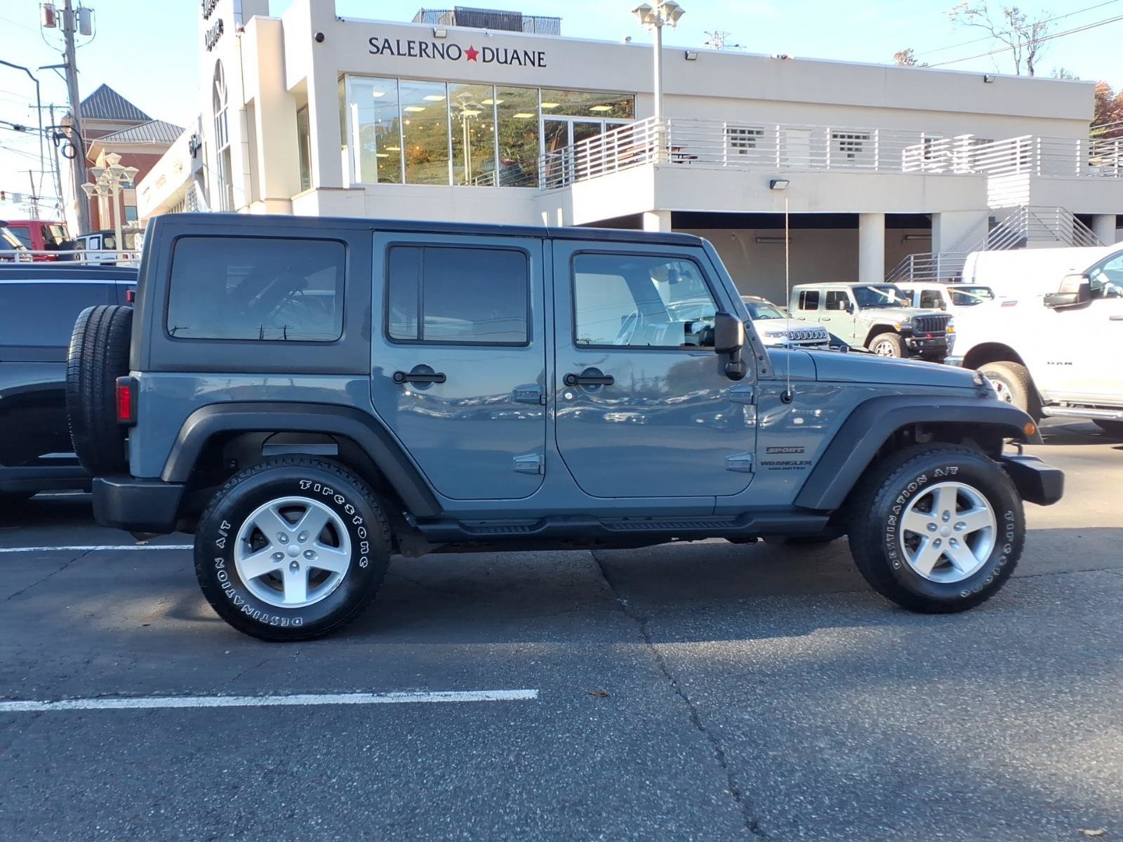 Used 2014 Jeep Wrangler Unlimited Sport w/ Quick Order Package 24S AWD/4WD image 4