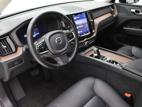 Used 2024 Volvo XC60 B5 Plus w/ Protection Package Premier AWD/4WD image 13