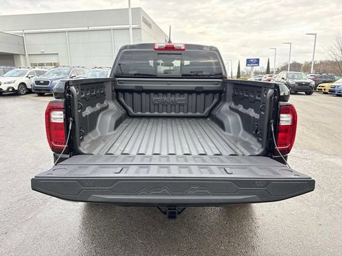 New 2026 GMC Canyon Elevation w/ Convenience Package image 6