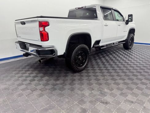 Used 2022 Chevrolet Silverado 2500 LT w/ Convenience Package AWD/4WD image 24