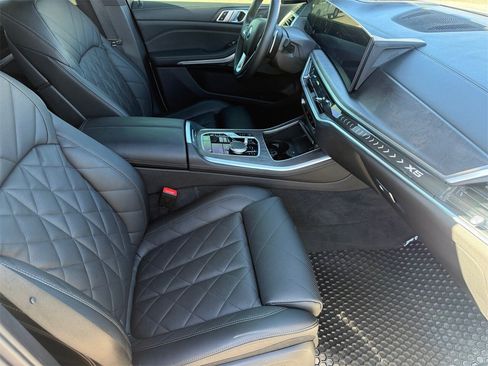 Used 2024 BMW X5 sDrive40i w/ Premium Package image 29