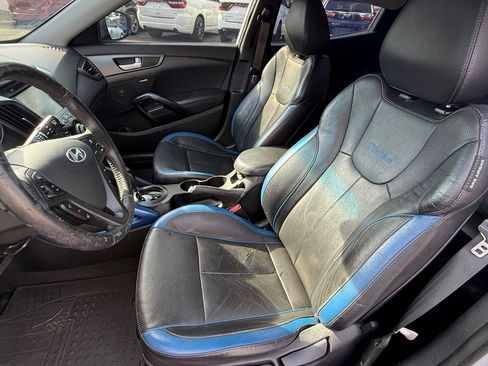 Used 2013 Hyundai Veloster Turbo image 9