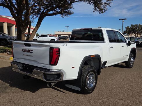 New 2026 GMC Sierra 3500 SLT w/ SLT Convenience Package image 4