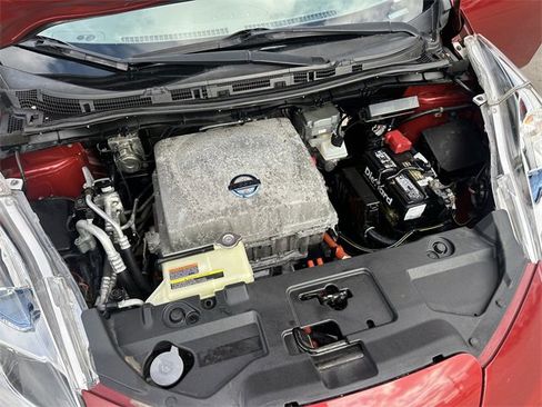 Used 2013 Nissan Leaf SV w/ LED & Quick Charge Pkg image 24