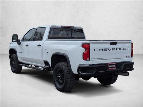 Used 2025 Chevrolet Silverado 2500 ZR2 w/ LPO, Dark Essentials Package AWD/4WD image 7